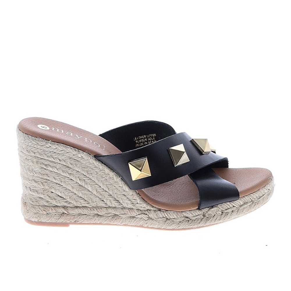 NWOT Maypol Leather Wedges